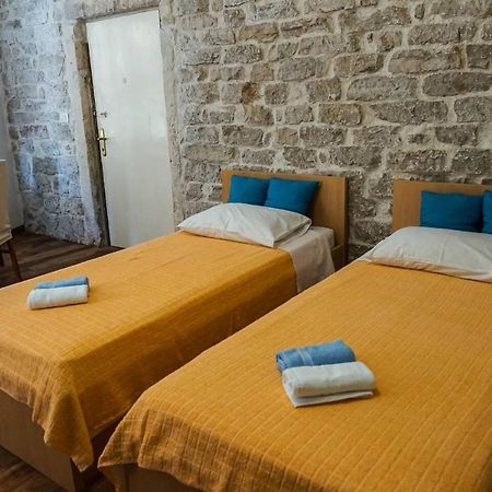 Studio Apartment In The Old City Of Šibenik Exterior foto