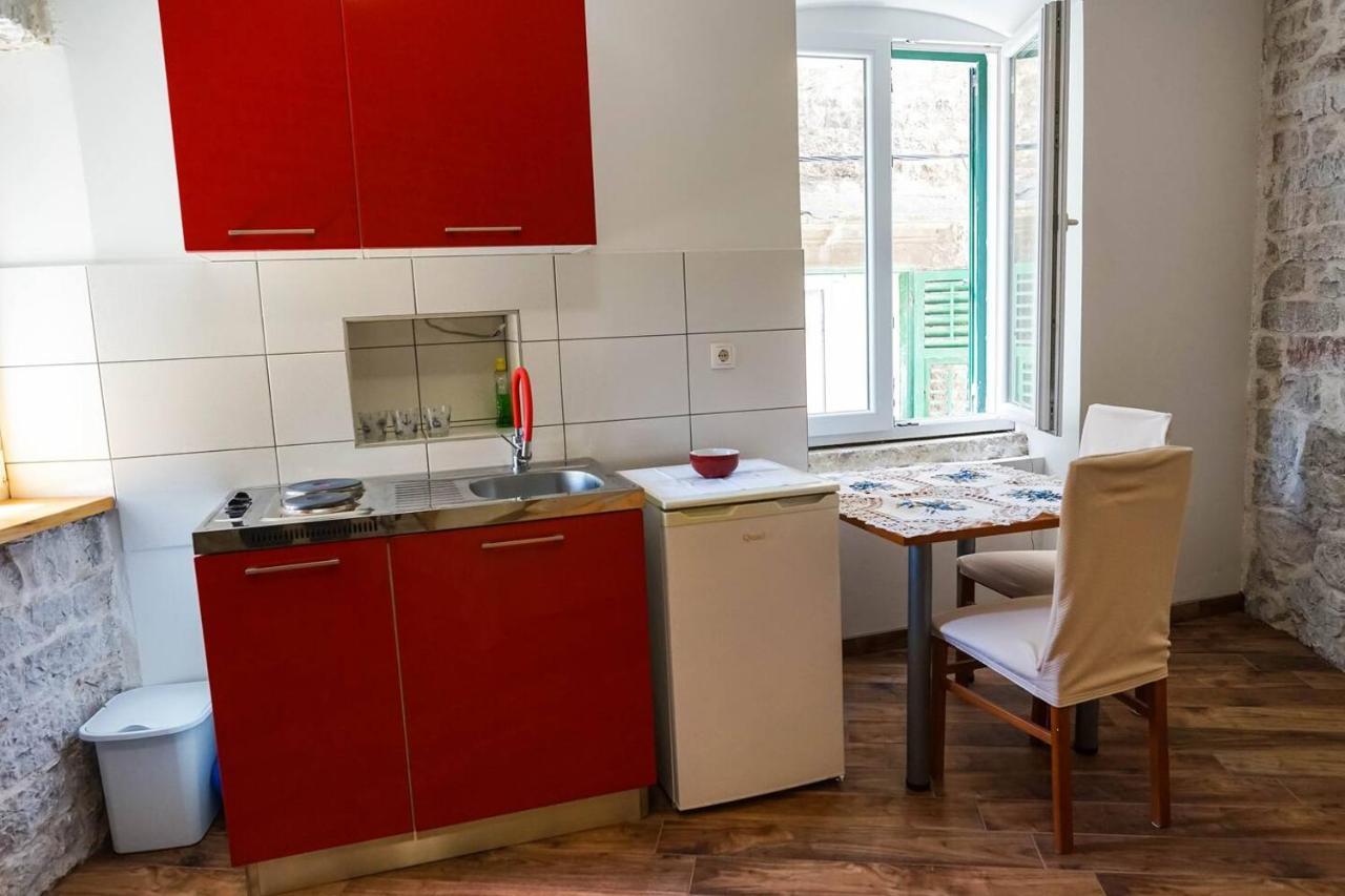 Studio Apartment In The Old City Of Šibenik Exterior foto
